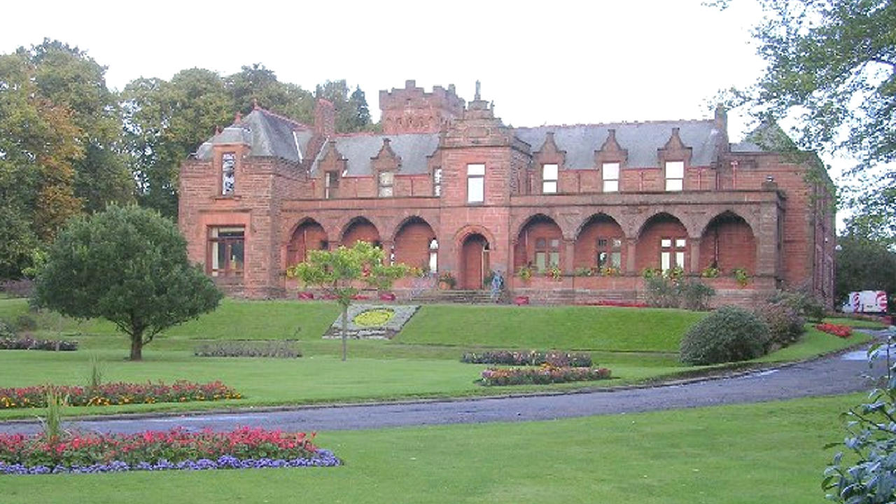 Former office building in Bearsden to boutique hotel
