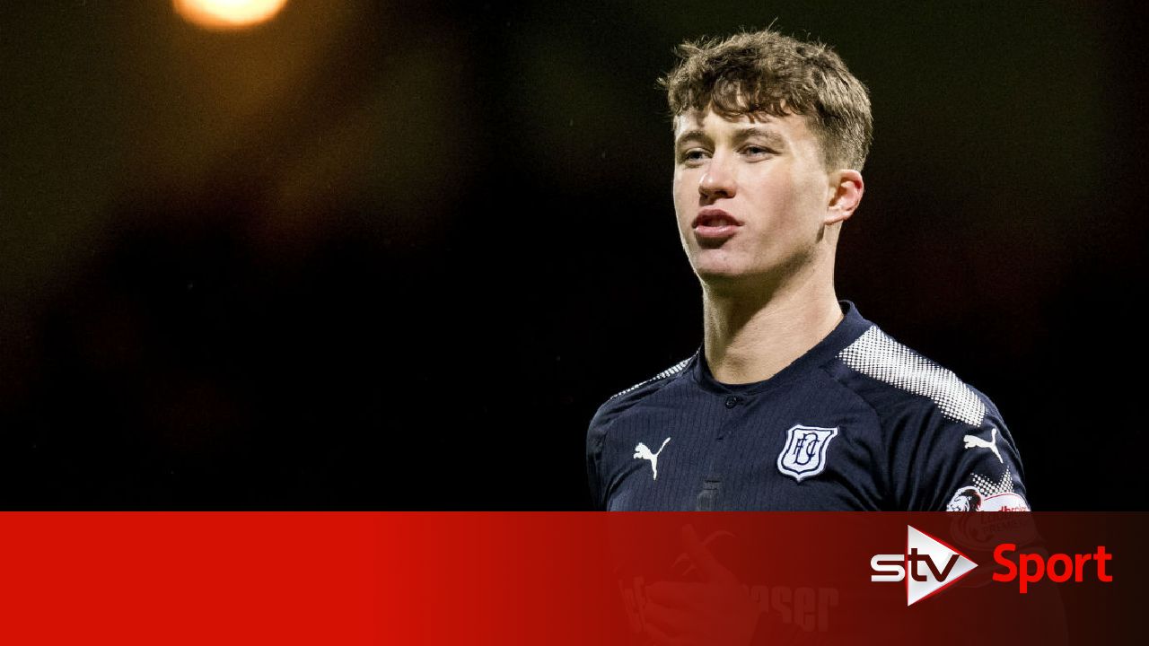 Celtic complete signing of Dundee duo Hendry and Bain