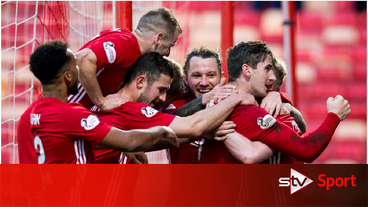 Aberdeen into second place after victory over Hearts