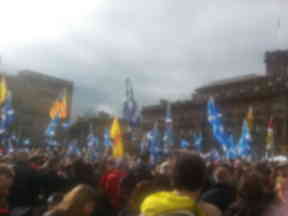 Hope Over Fear rally, crowd 1, 12 October 2014.
