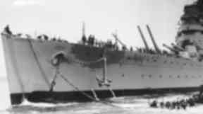 Experimental ship: Example of an anti-torpedo pontoon.