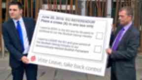 Backing Leave: Conservative MSPs Ross Thomson and Graham Simpson campaign outside Holyrood.