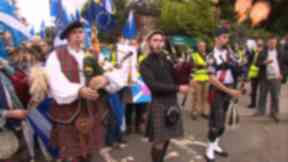 Pro-indy rally: 'Over 5000' estimated in attendance by a steward.