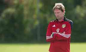 Scot Gemmill is doing a solid job with the under-21s.