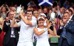 Wimbledon: Jamie Murray and Martina Hingis have won mixed doubles.