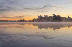 Linlithgow Palace in morning mist.