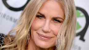 Hollywood actress Daryl Hannah said she had to flee a hotel room.