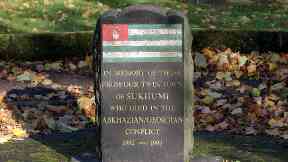Memorial: Dispute over wording of monument.