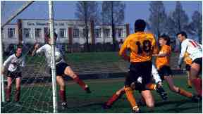 Meadowbank Thistle take on East Stirlingshire.
