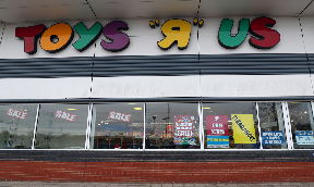 Toys R Us: All stores to close in weeks.