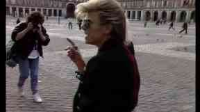 Denis O'Regan photographing Bowie while on tour.