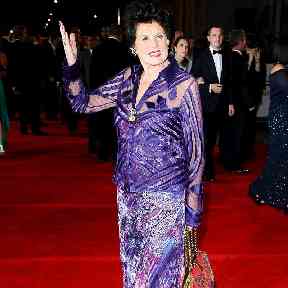 Gayson arriving for the Royal World premiere of Skyfall.