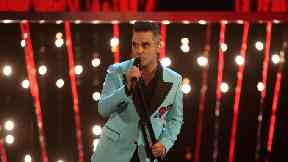 Robbie Williams will perform at the World Cup opening ceremony.