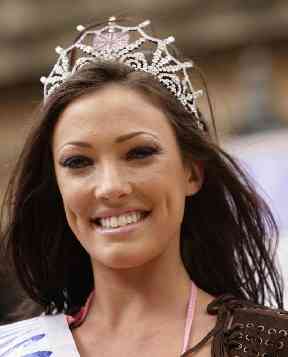 Gradon was crowned in 2009