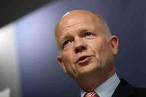 William Hague has issued a warning to Cabinet Brexiteers