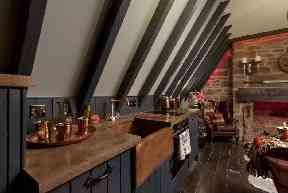 The apartment in Edinburgh.