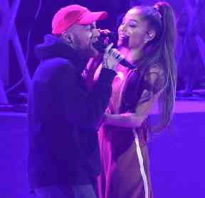 Mac Miller and Ariana Grande performing together in Paris in 2017