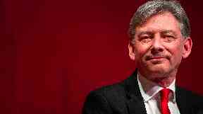 Scottish Labour: We back Richard Leonard's indyref2 stance.