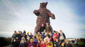 Sculpture: Dunbar Primary School children welcomed the bear