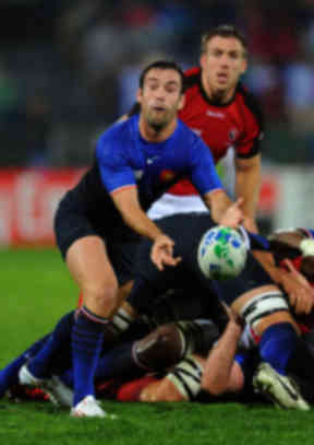 Lievremont pulls Parra surprise