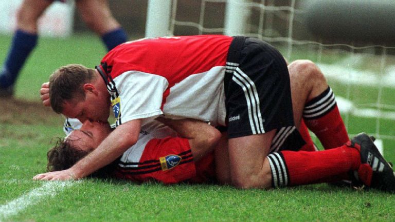 547496-gazza-and-mccoist-kiss-use-this-o