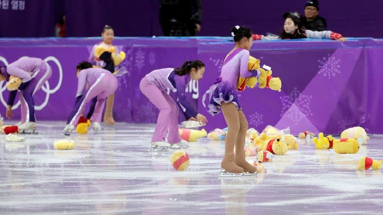 winnie the pooh ice skating game